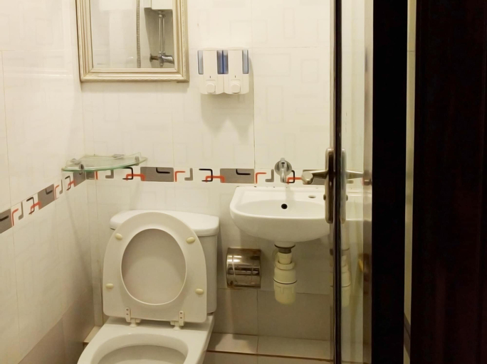 Bathroom 20