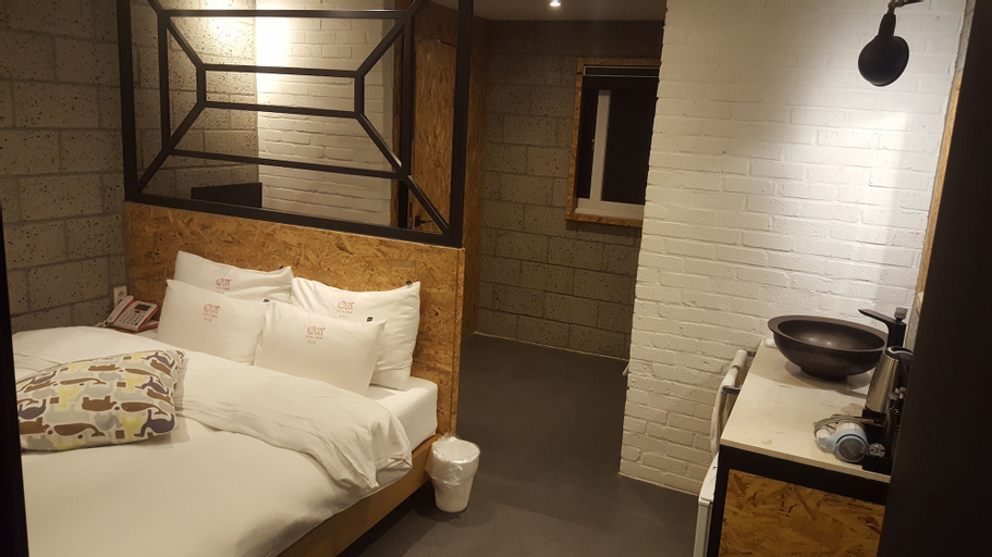 Bedroom 22
