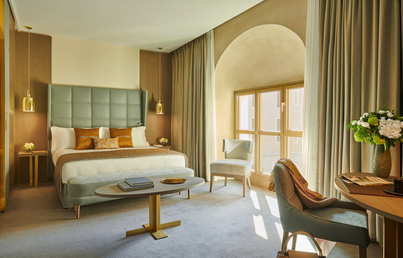 Bedroom 2, InterContinental Hotels LYON - HOTEL DIEU by IHG, Rhône