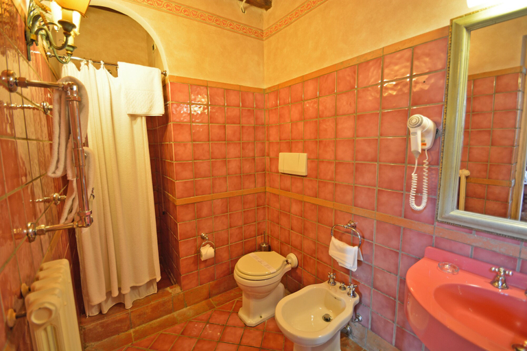 Bathroom 5, Hotel Calamidoro, Pisa