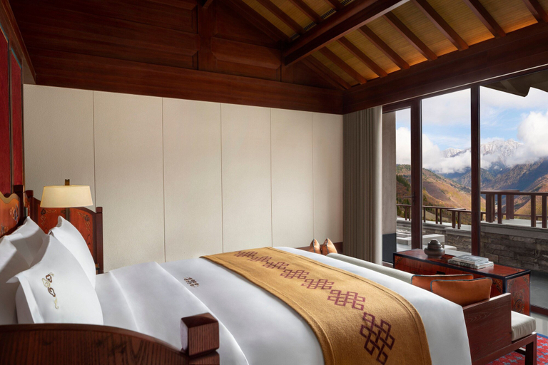 Bedroom 4, Rissai Valley, a Ritz-Carlton Reserve, Ngawa Tibetan and Qiang