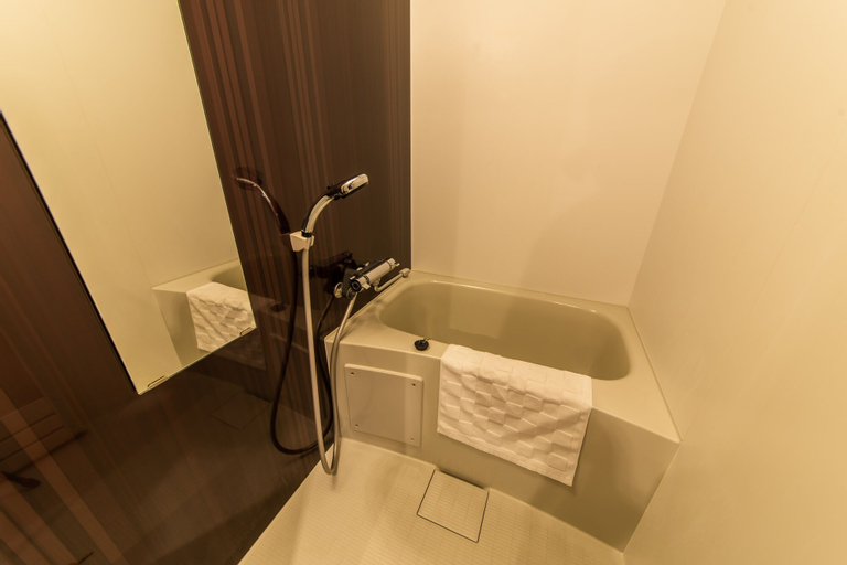 Bathroom 4