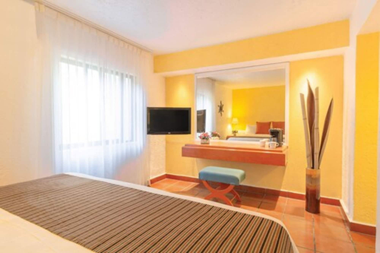 Bedroom 4, Raquet Cuernavaca, Huitzilac