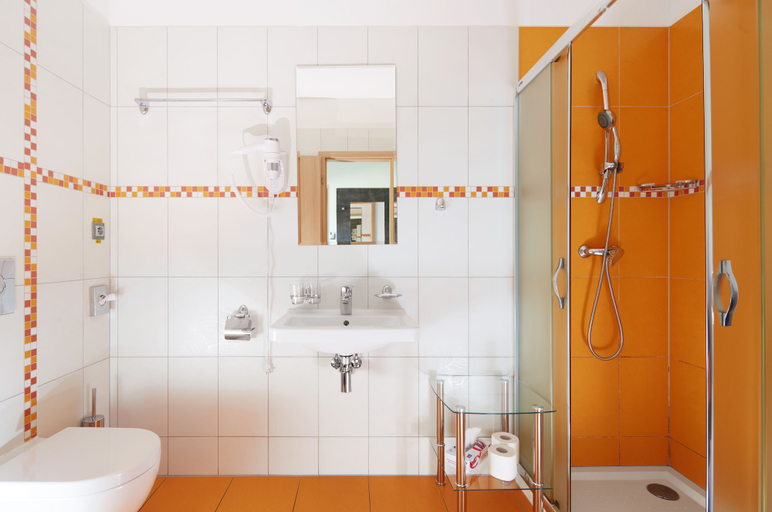 Bathroom 3, JBX Resort Hotel Albatros, Český Krumlov