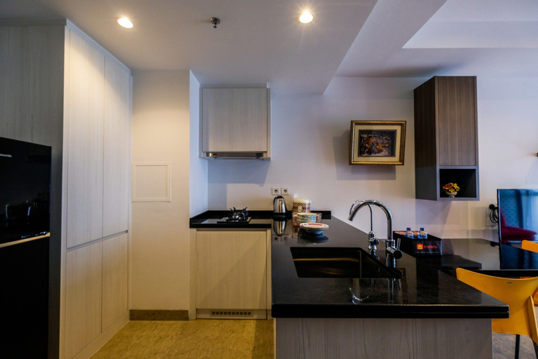 Dining Room 24