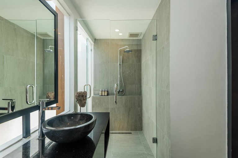 Bathroom 4, Villa Santi by BaliSuperHost, Gianyar