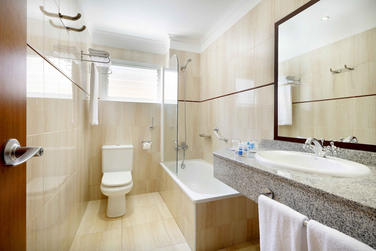 Bathroom 4, Crisol Alisios Canteras, Las Palmas