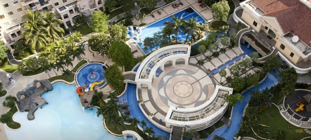 Others 3, 3BR De Residence Apartemen, Surabaya