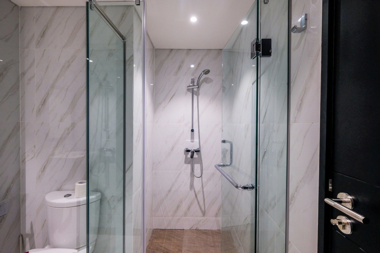 Bathroom 9