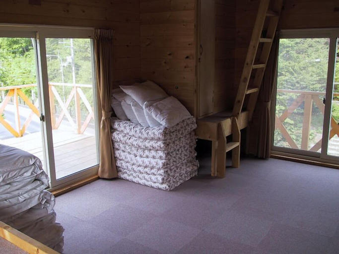Bedroom 24