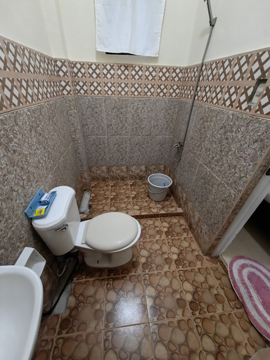 Bathroom 5, Lagnason's Place, Oslob