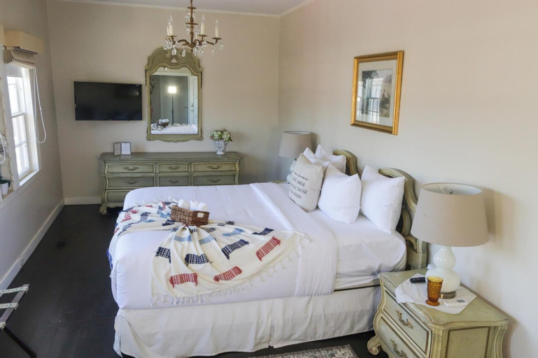Bedroom 5