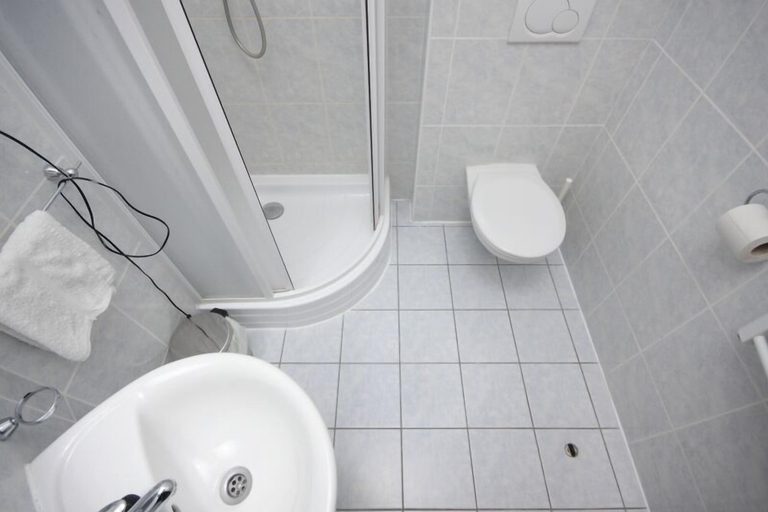 Bathroom 3, Abacta Residence, Praha 1