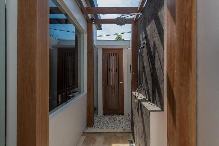 Bathroom 4, Villa Santi by BaliSuperHost, Gianyar