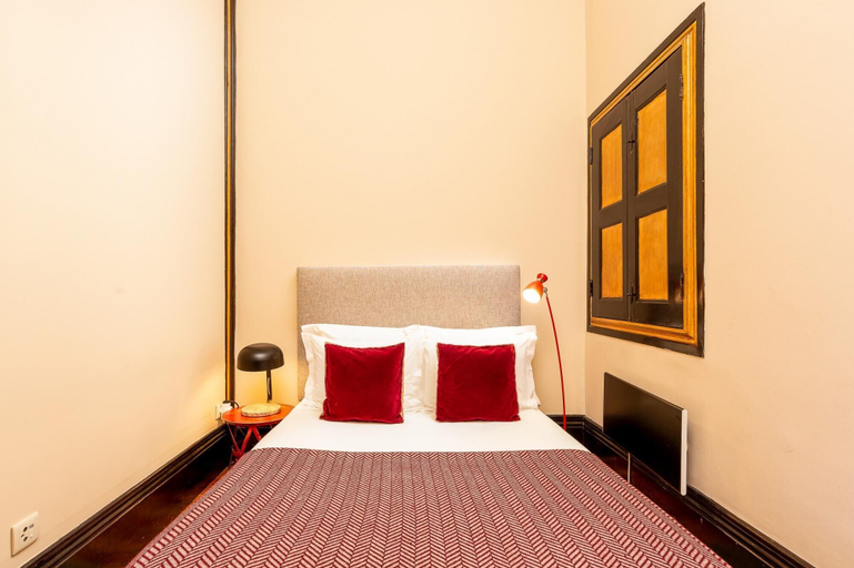 Room 5, Bolh o 2D in Oporto, Porto