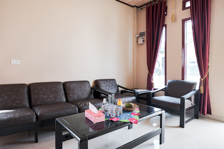 Public Area 4, RedDoorz near Jalan Perintis Kemerdekaan Lampung, Bandar Lampung