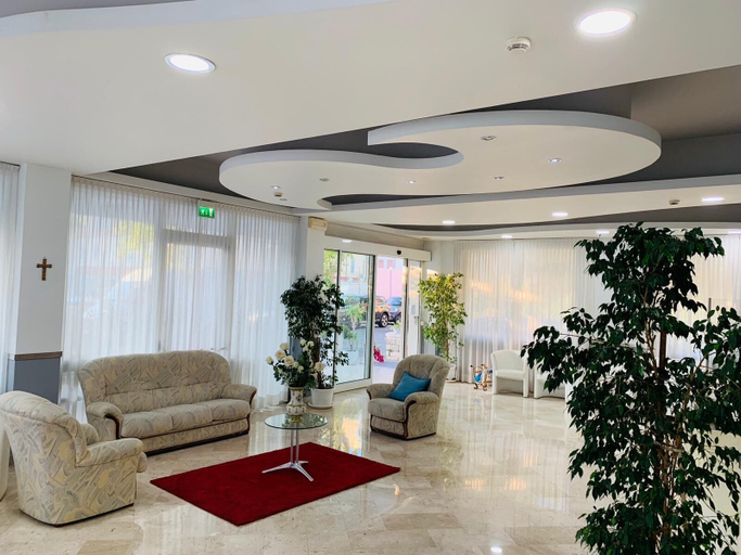 Others 5, Hotel Marittima, Rimini