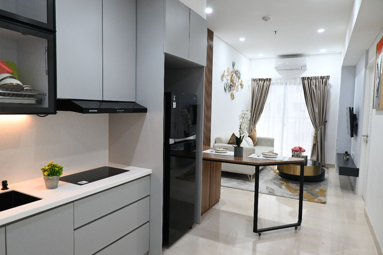 Dining Room 10
