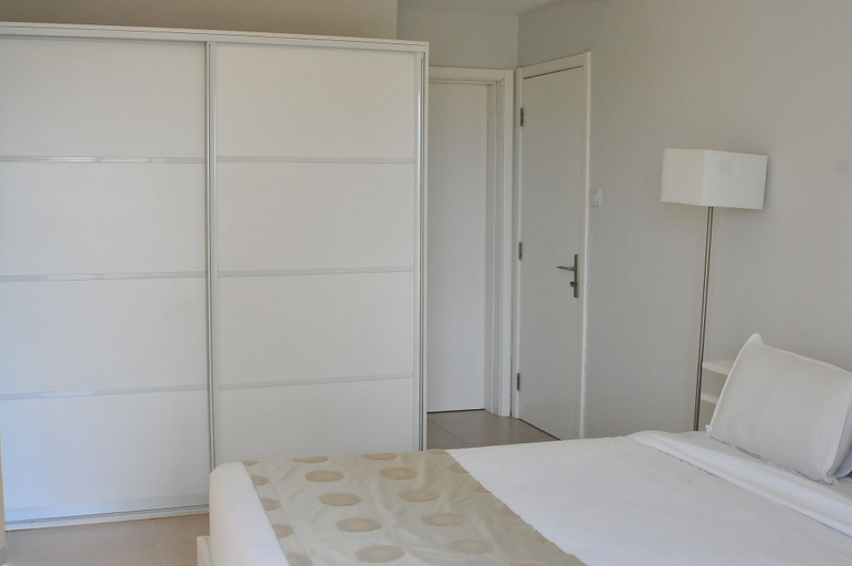 Others 5, The Seventeen Apartment Hotel, Kampala