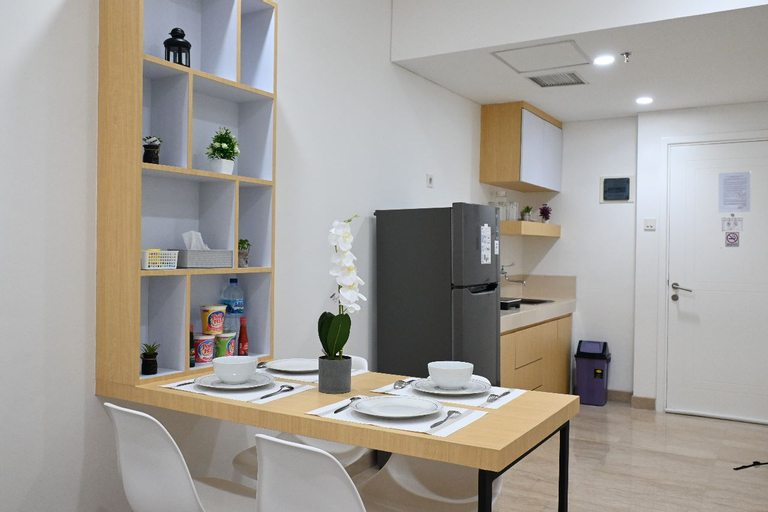 Dining Room 12