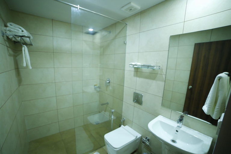 Bathroom 5, Athirapilly Green Trees, Thrissur