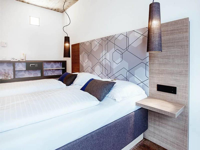 Bedroom 8