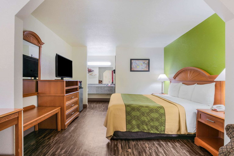 Bedroom 3, Econo Lodge & Suites Forrest City Area, Monroe