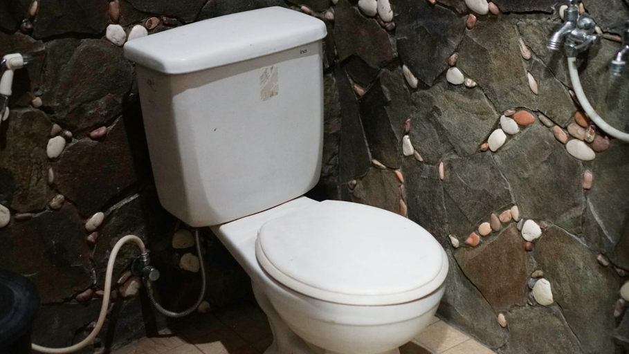 Bathroom, De Idinan Homestay, Banyuwangi