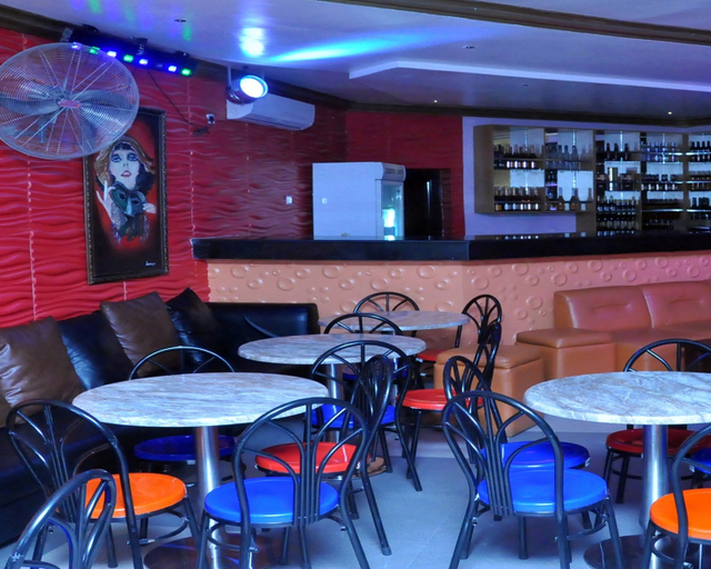 Food & Drinks 2, Helena Haven Hotels, Ikwerre