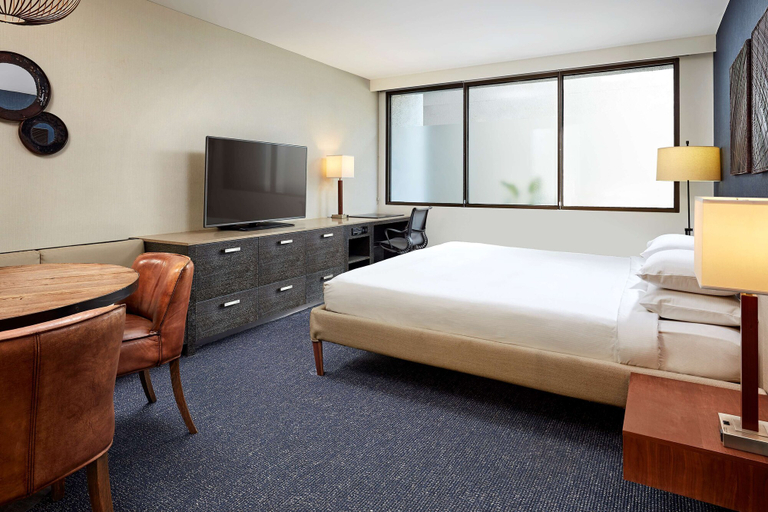 Bedroom 3, Hotel MDR Marina del Rey - a DoubleTree by Hilton, Los Angeles
