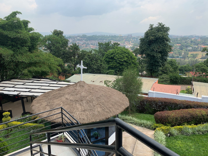 Others 5, Blue Veil Villa, Nyarugenge