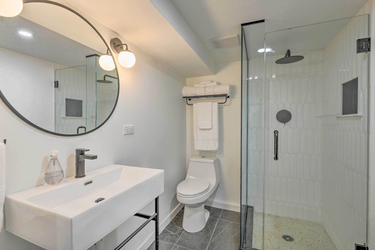 Others 5, Spacious Oak Park Home, 11 Mi to Downtown Chicago!, Cook