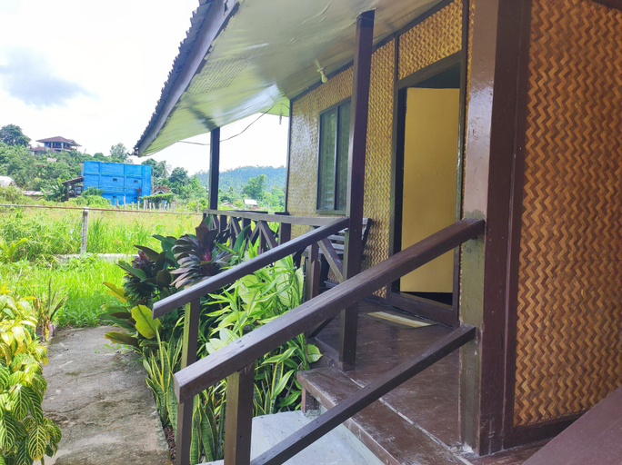 Others 4, Nelmann's Nipa Huts, San Vicente