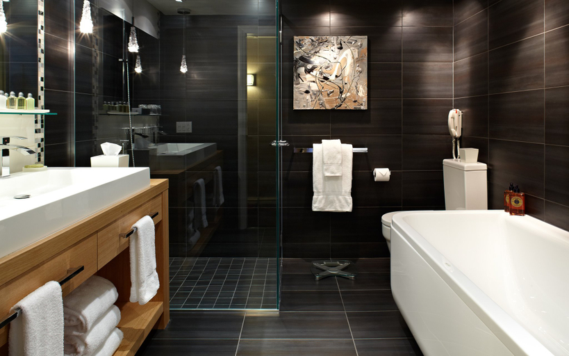 Bathroom 4, InterContinental Hotels MONTREAL by IHG, Montréal