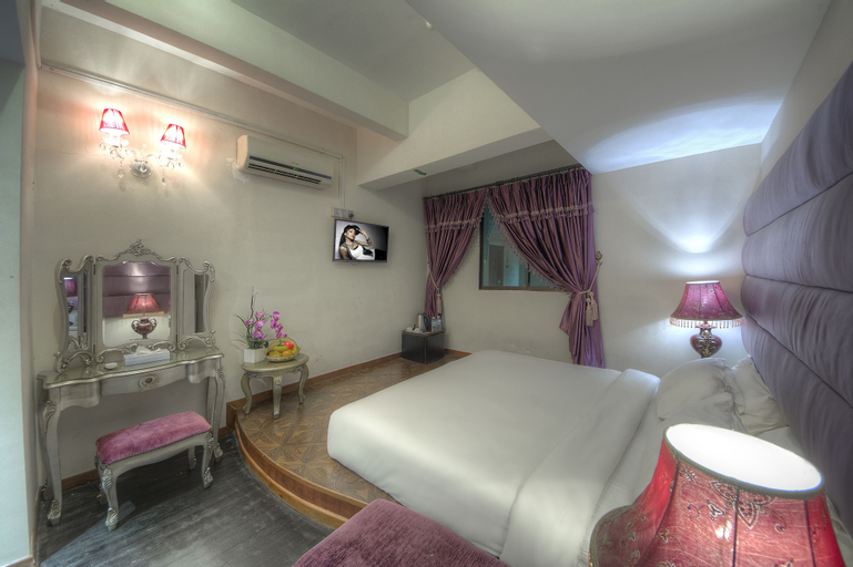 Bedroom 7