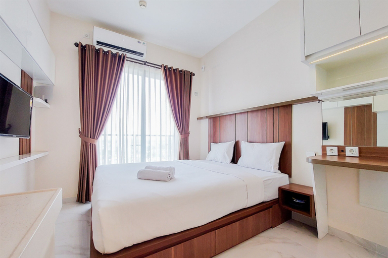 Bedroom 2, Cozy And Nice Studio Apartment At Sky House Bsd, Tangerang Selatan