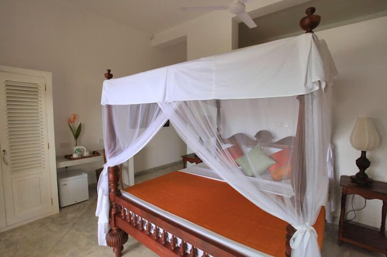 Room 3, Far Horizons Villa by Angel, Habaraduwa