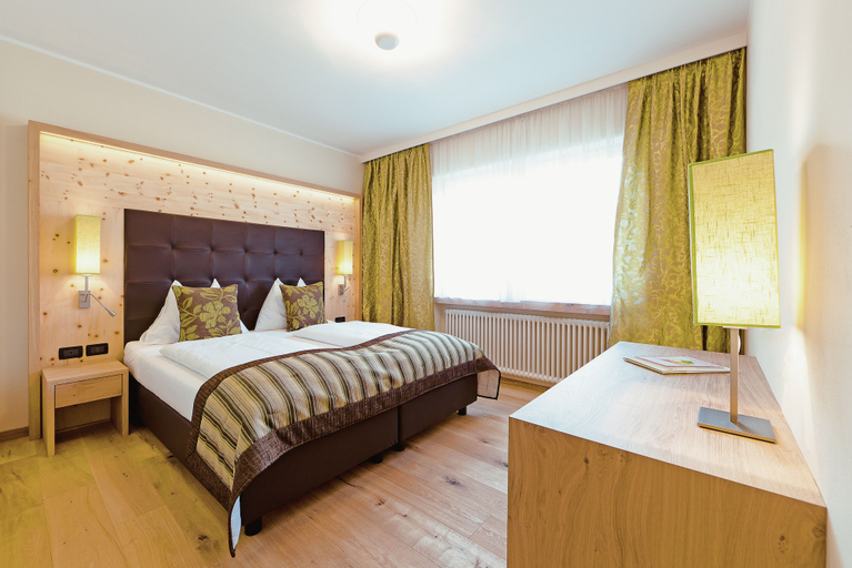 Bedroom 3, La Maiena Meran Resort, Bolzano