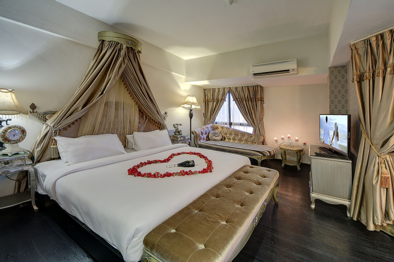 Bedroom 6