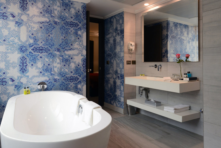 Bathroom 5, InterContinental Hotels SANTIAGO by IHG, Santiago