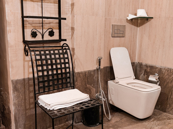 Bathroom 4