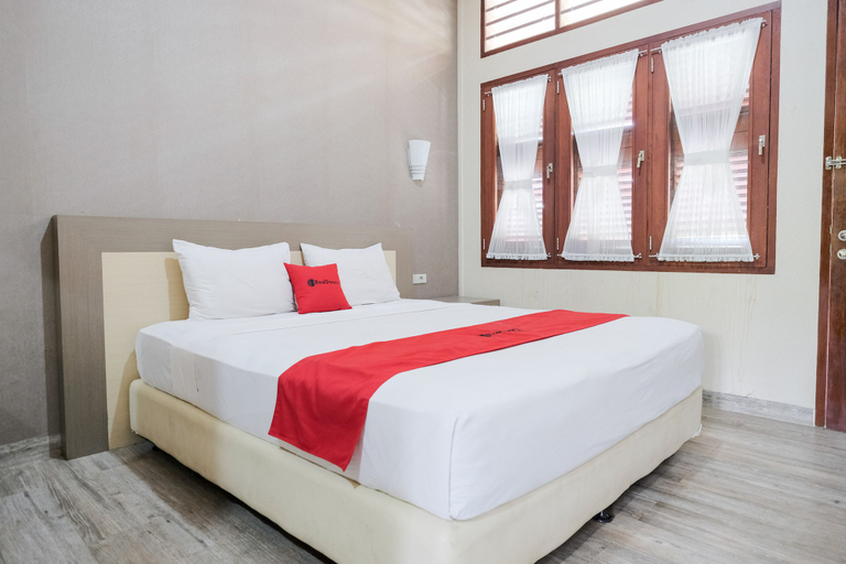 Bedroom 3, RedDoorz @ Hotel Negeri Baru Kalianda Lampung, South Lampung