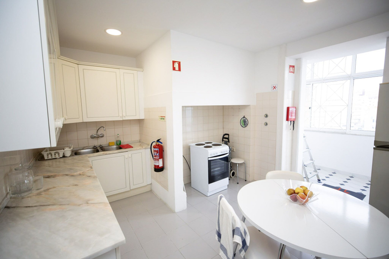 Others 4, Inn - Chiado Boulevard Guest House, Lisbon