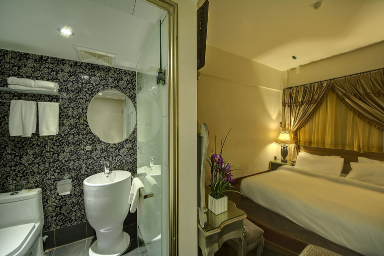 Bathroom 3