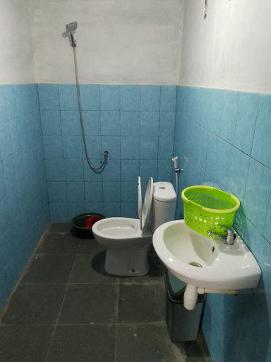 Bathroom, Ketlyn Homestay, North Minahasa