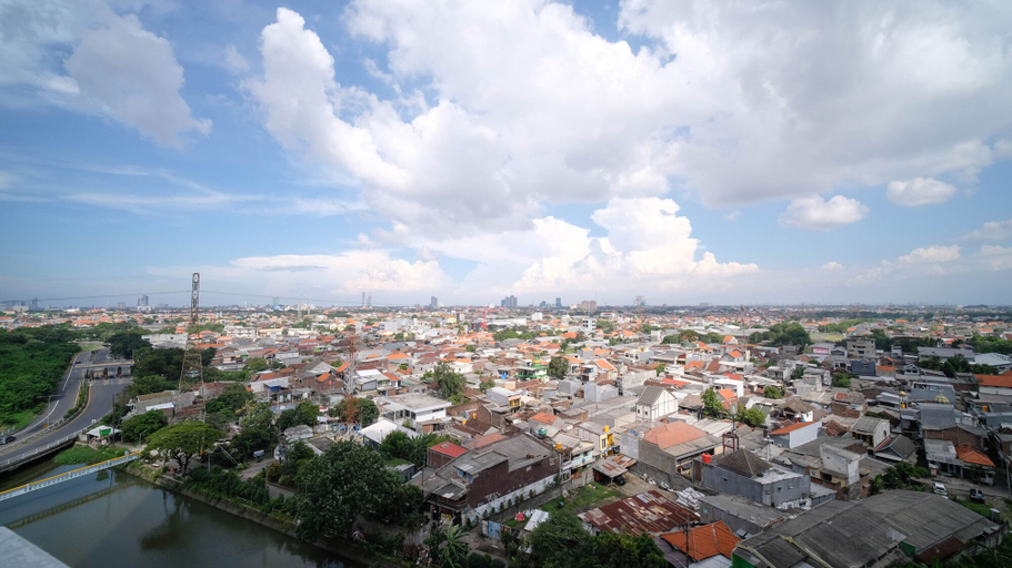 Exterior & Views, Cozy Living Studio At Puncak Cbd Apartment, Surabaya