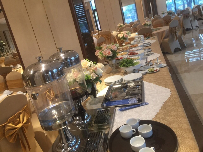 Food & Drinks 5, Quynh Trang Hung Yen Hotel, Văn Lâm