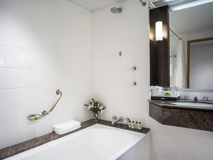 Bathroom 5, InterContinental Hotels WELLINGTON by IHG, Wellington