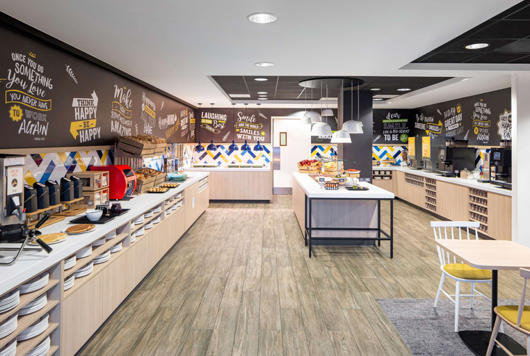 Food & Drinks 2, Hampton by Hilton Amsterdam / Arena Boulevard, Amsterdam