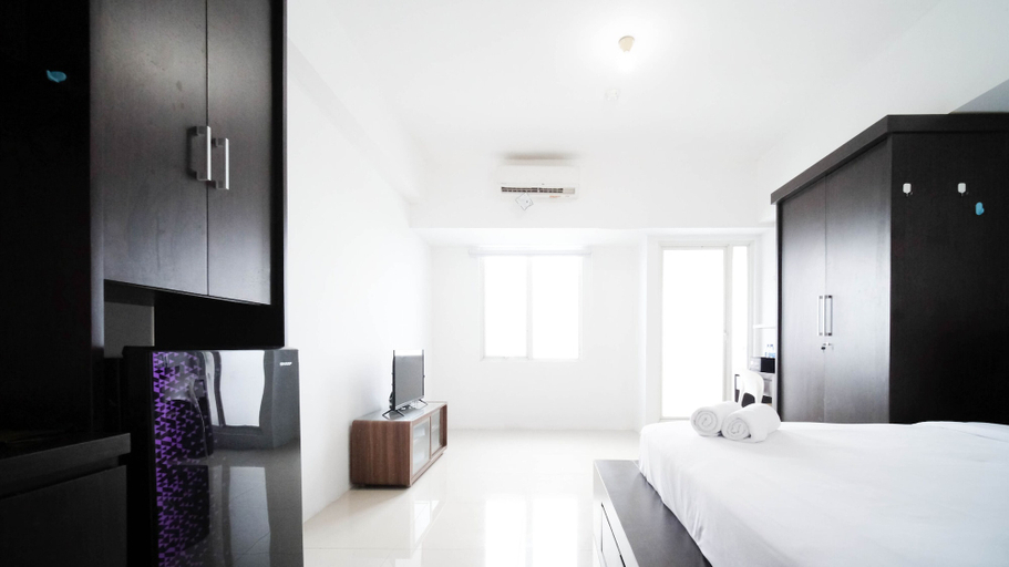 Bedroom 3, Simple And Cozy Studio Apartment At Tanglin Supermall Mansion, Surabaya